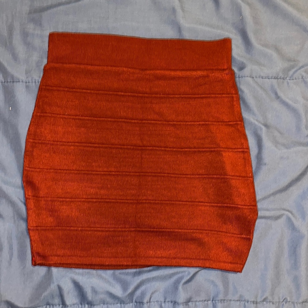 Burgundy bodycon mini skirt